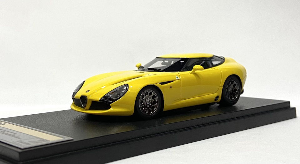 アイドロン メイクアップ1/43 アルファロメオ TZ3 Stradale 黄色 Alfa romeo TZ3 Stradale 1/43 makeup — Сообщество «Модели в