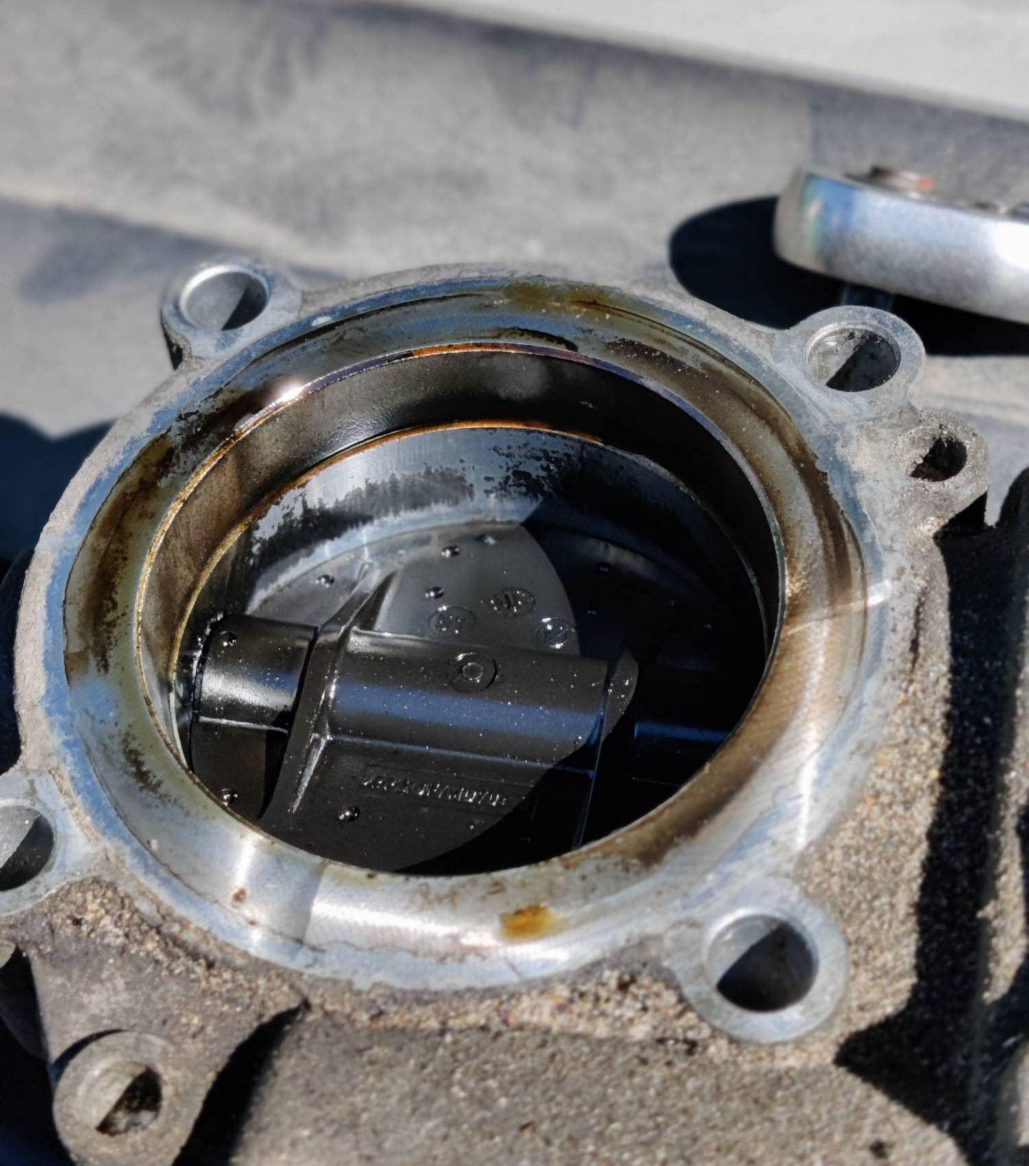 VW Passat B7 промывка форсунок + мойка \"бутерброда\" и замена радиатора ...