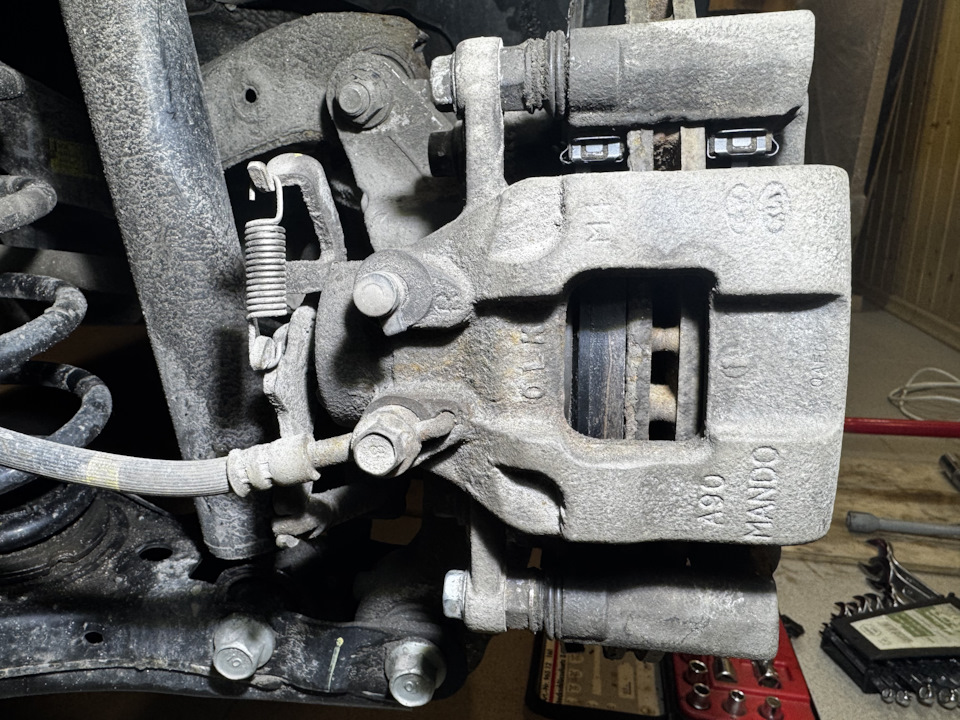 Всё установлено, всё чики пуки. — KIA Sorento (4G)