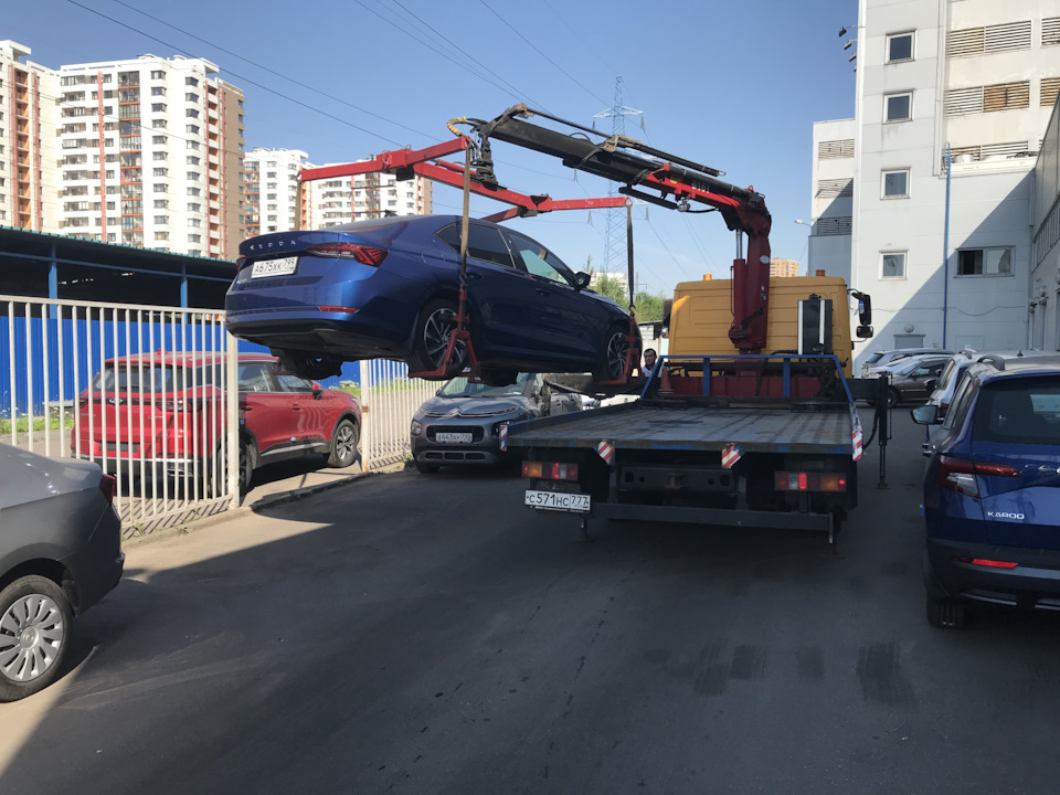 В продолжении темы «не заводится» — Skoda Octavia A8 Mk4, 1,4 л, 2021 ...