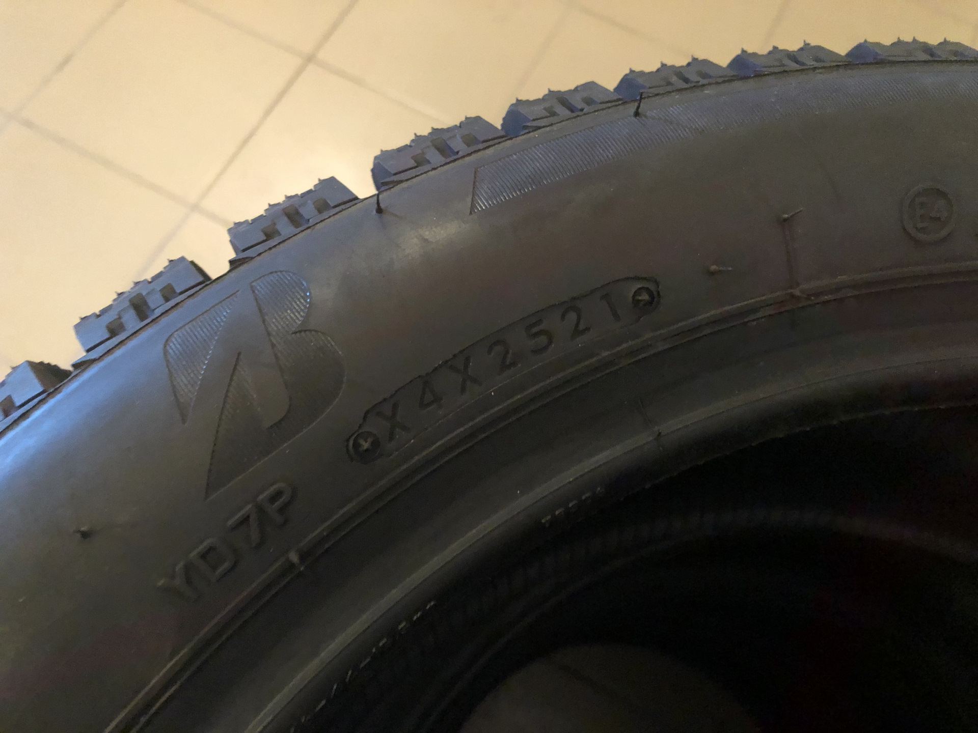 Шины Bridgestone 7000 Купить