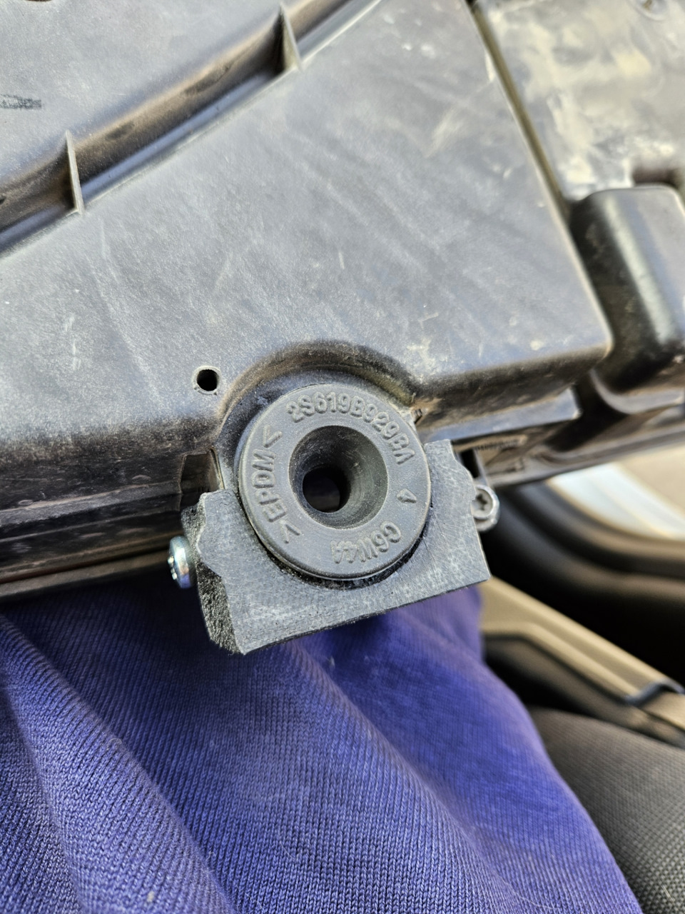 Замена лямбды и восстановление крепления короба воздушного фильтра ...