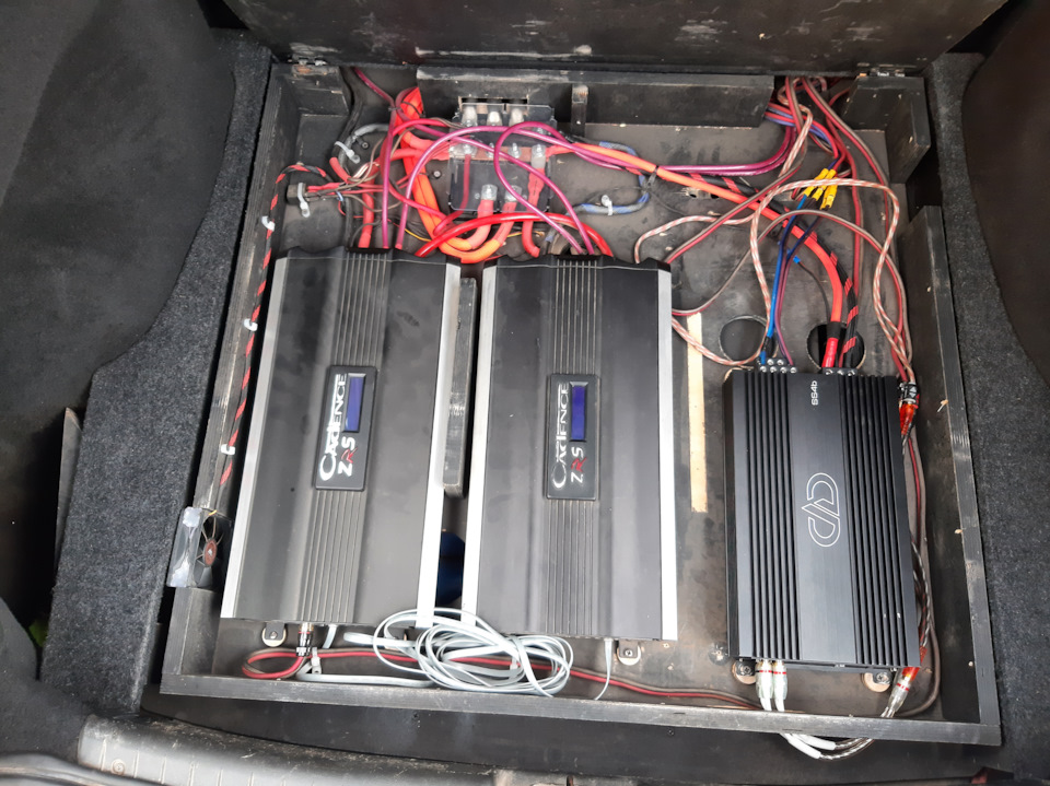 Антиавтозвук присутствует, но все работает — Lada Приора Купе