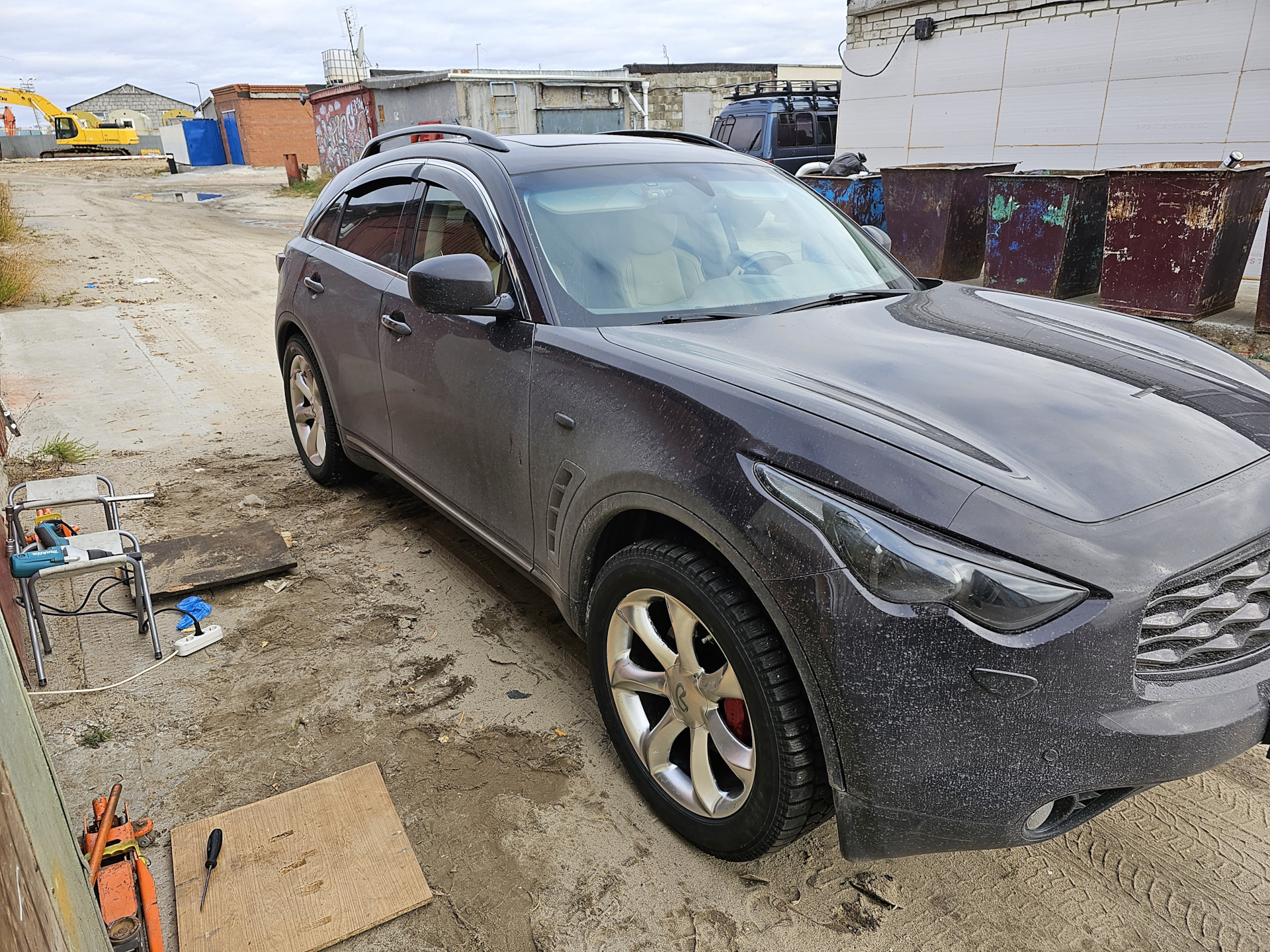 Демисезонные колёса — Infiniti FX (2G), 5 л, 2009 года | шины | DRIVE2