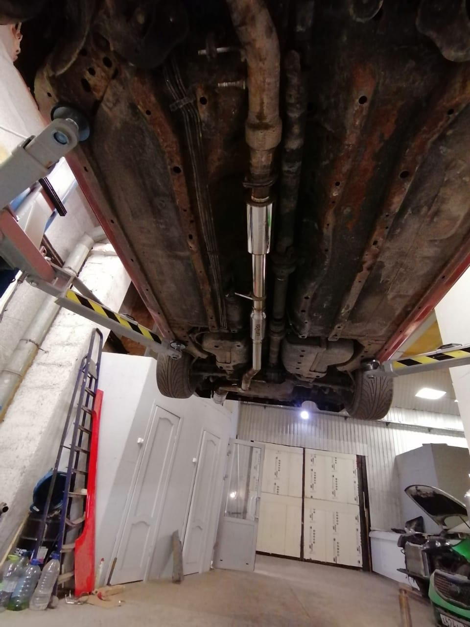 ПРАВильный выхлоп — Mitsubishi Legnum VR-4, 2,5 л, 1998 года | тюнинг ...