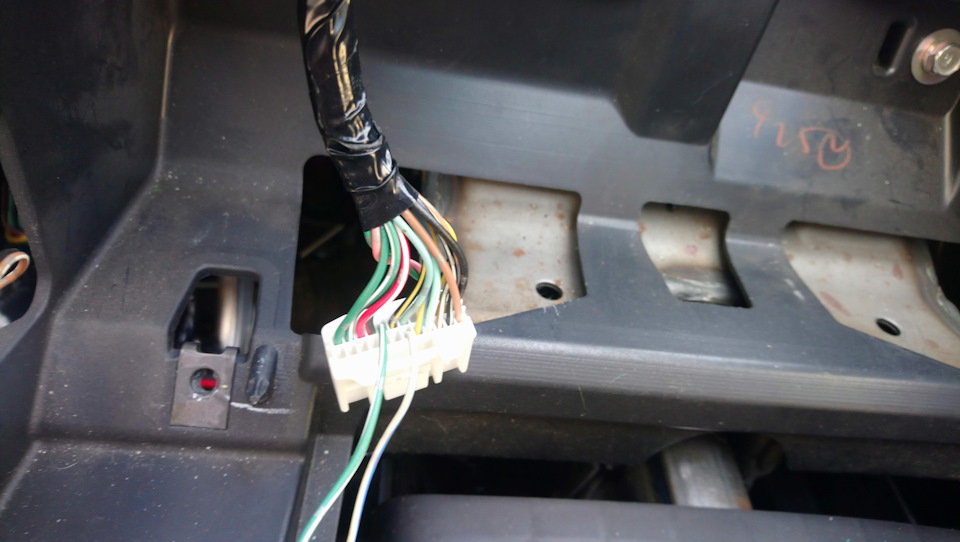 Установка дорестайл блока автокорректора фар на рестайл. — Mitsubishi ...