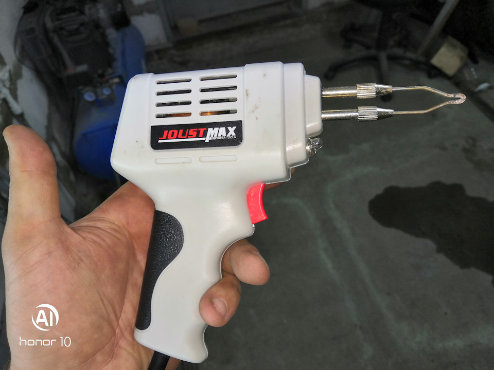 Помощник Китайский — Chevrolet Niva GLX