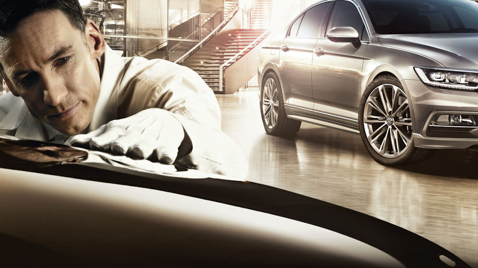 Машина подарен время. Машина подарен время. Какие машины подарят олимпийцам 2022. Мужчина дарит подарок в машине. Девушке дарят машину.