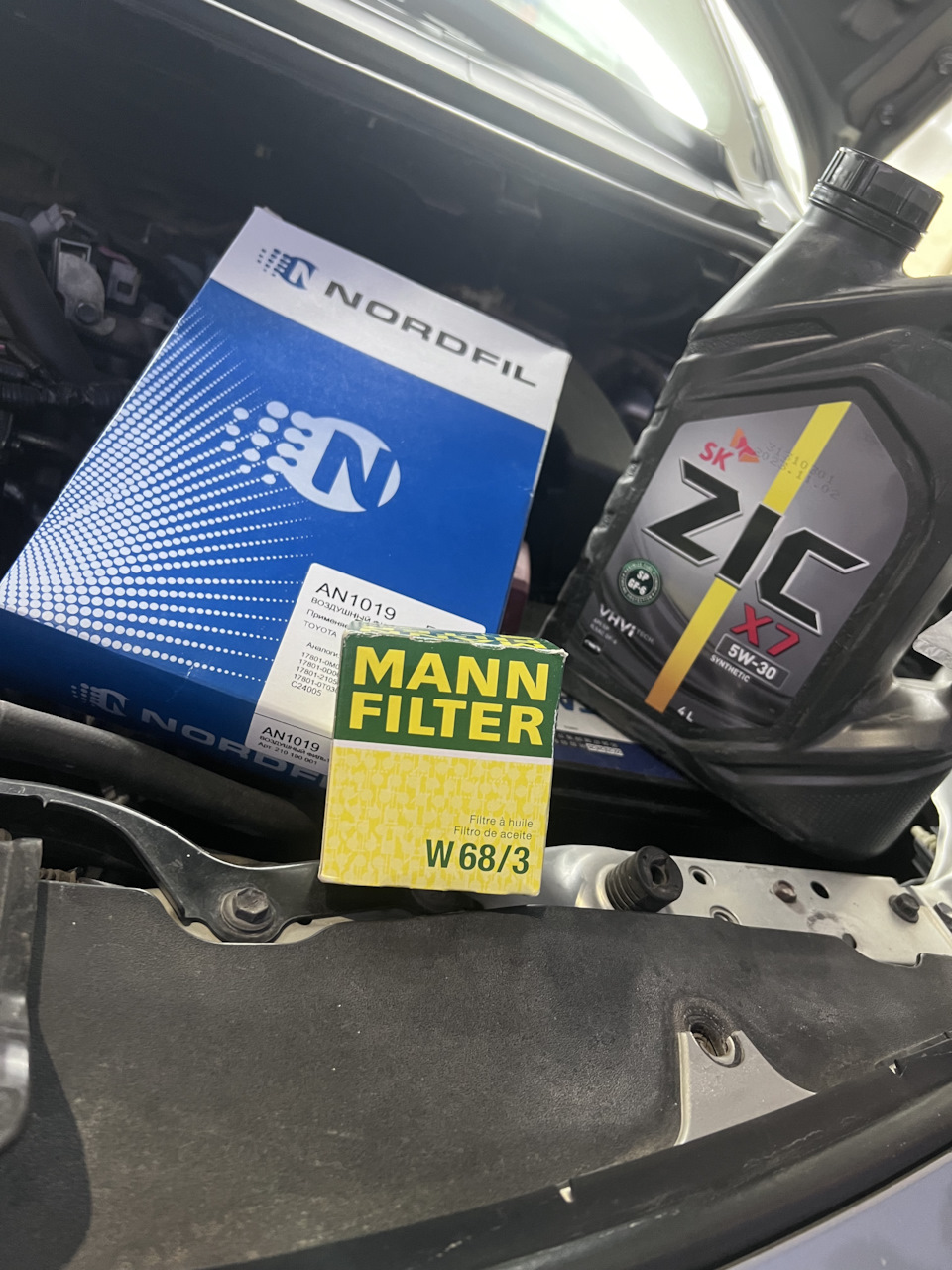 ZIC X7 5W30 Toyota Auris 1G 1 6 2008 zic-x7-5w30-toyota-auris-1g-1-6-2008