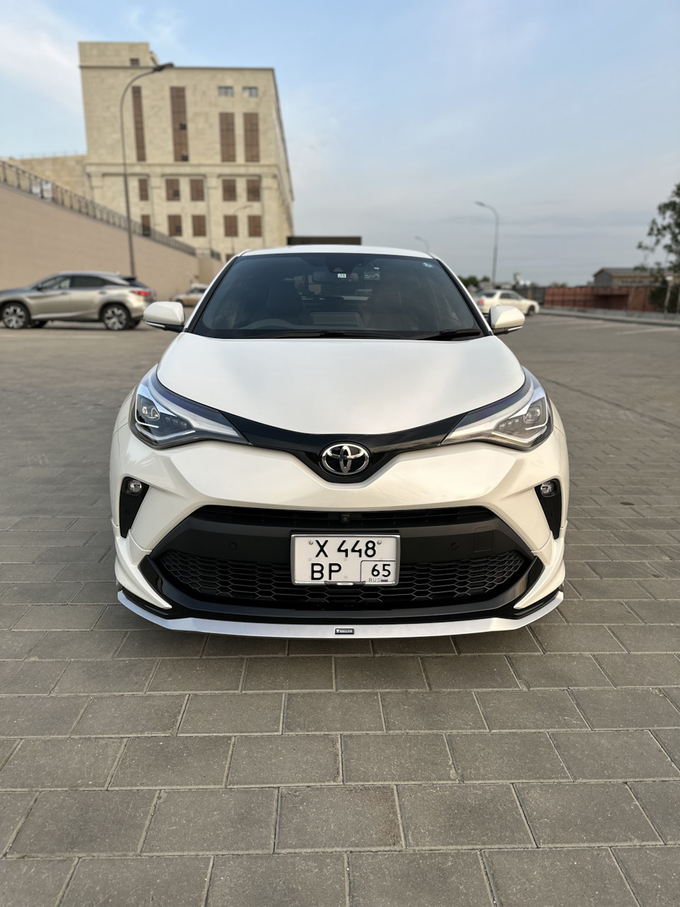 Продам красавицу в хорошие руки — Toyota C-HR, 1,2 л, 2019 года | продажа  машины | DRIVE2