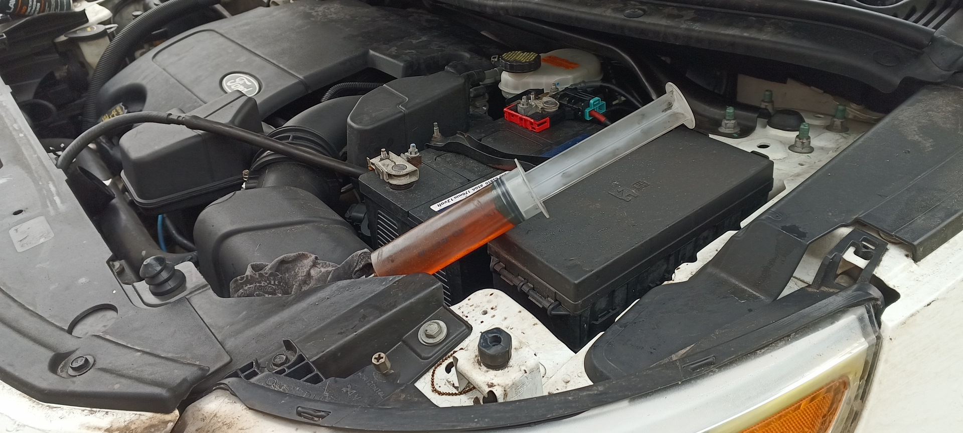 Масло в раздатке — Ford Explorer (5G), 3,5 л, 2013 года | плановое ТО ...