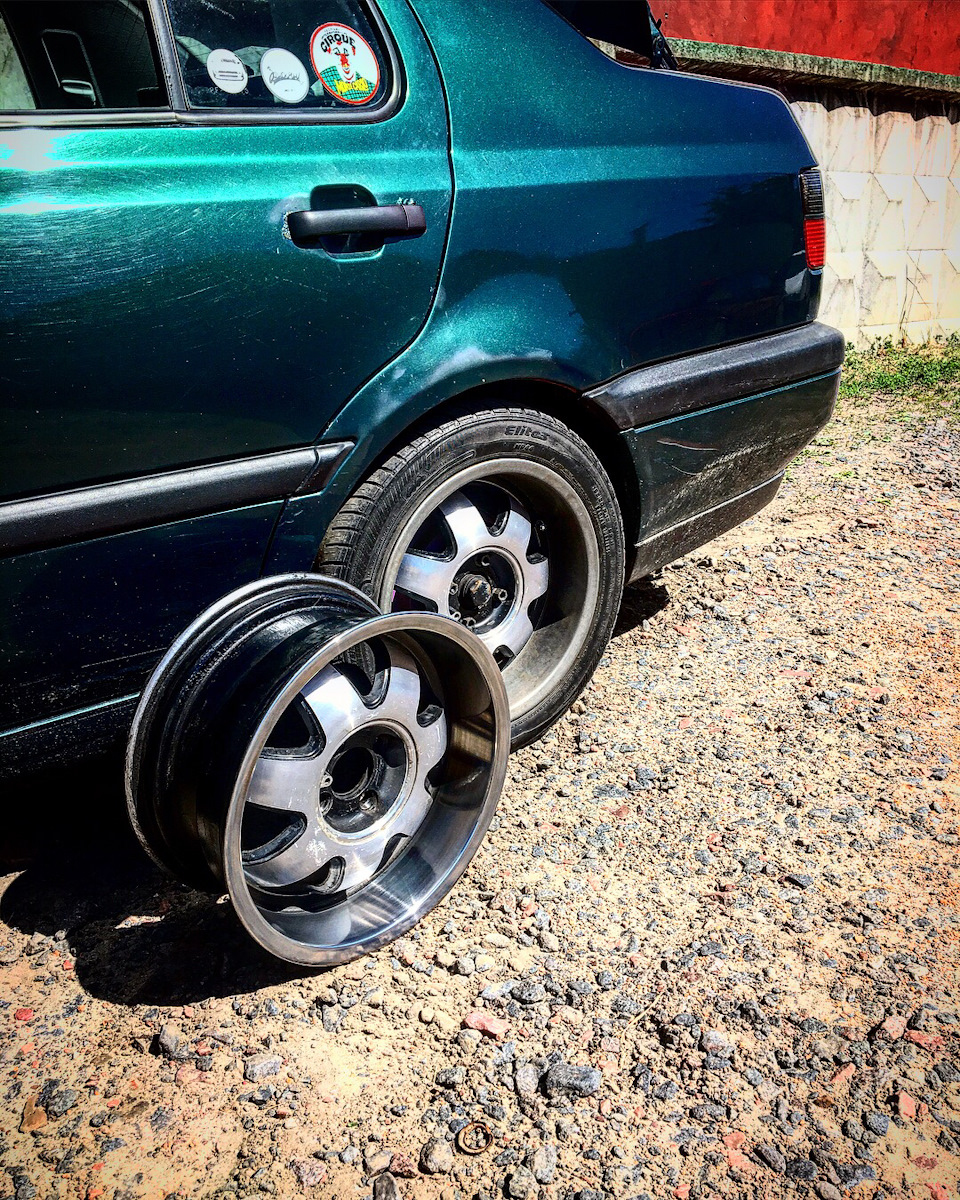 83. Полировка полок, примерка бамперов USA — Volkswagen Vento, 1,6 л ...