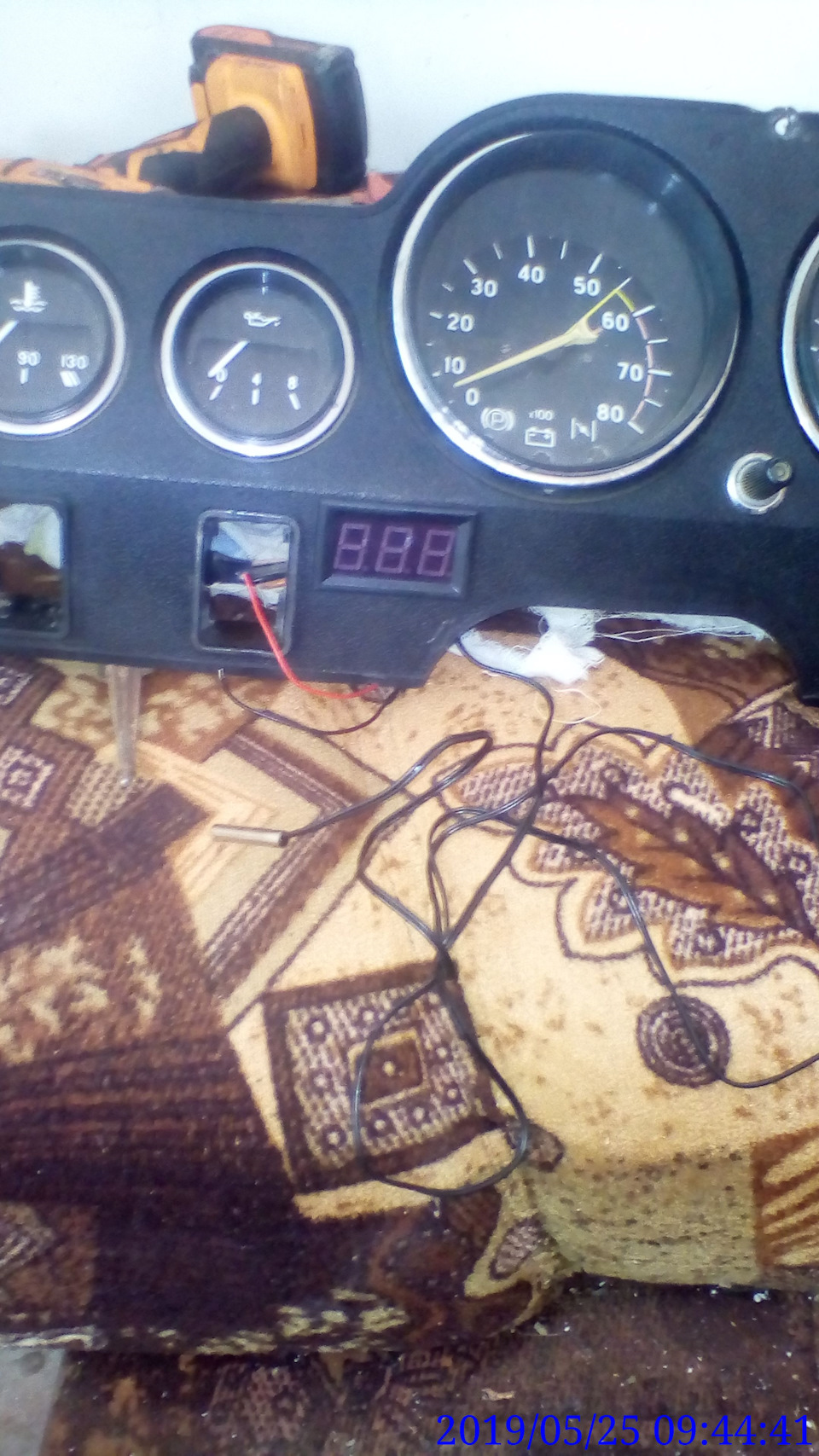 ЭЛЕКТРОННЫЙ УКАЗАТЕЛЬ ТЕМПЕРАТУРЫ ОЖ — Lada 21013, 1,6 л, 1982 года ...