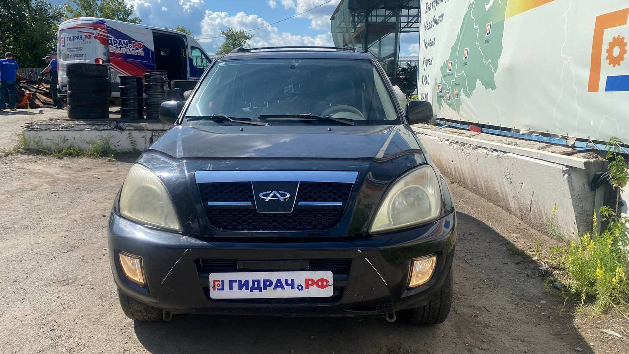 Chery Tiggo t11 2009 красная