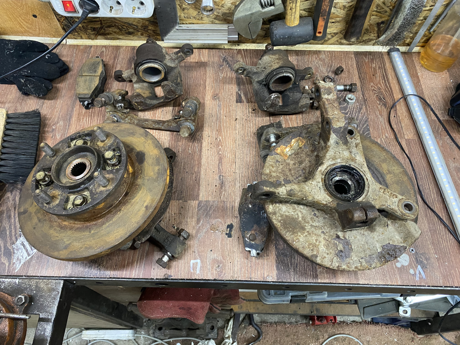 Как снять тормозные диски 🐌 История 1️⃣ — Daewoo Matiz (M100, M150), 0 ...