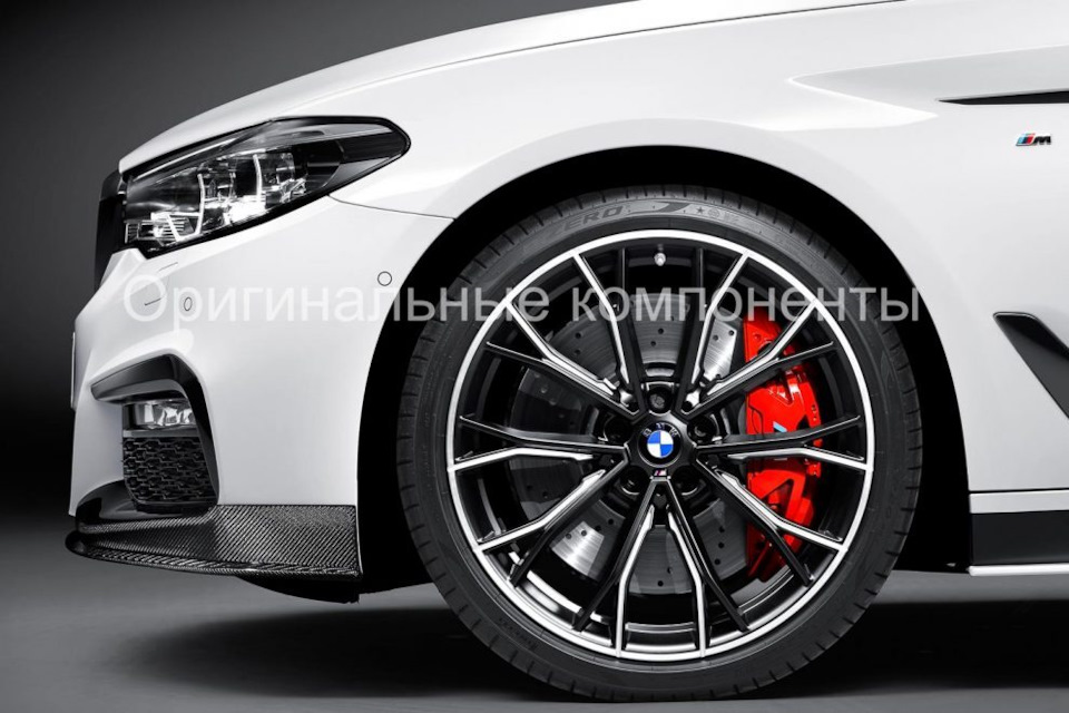 Черные летние колеса на БМВ 5. Черные диски 669М стиль BMW 5 G30 и ...