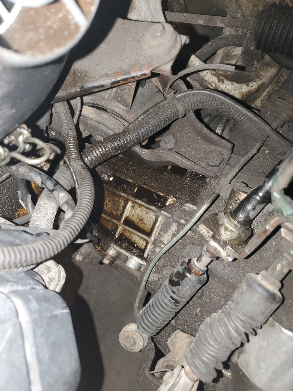 Ведро масла в воздушном фильтре… — Mitsubishi Lancer IV, 1,5 л., 1989 ...