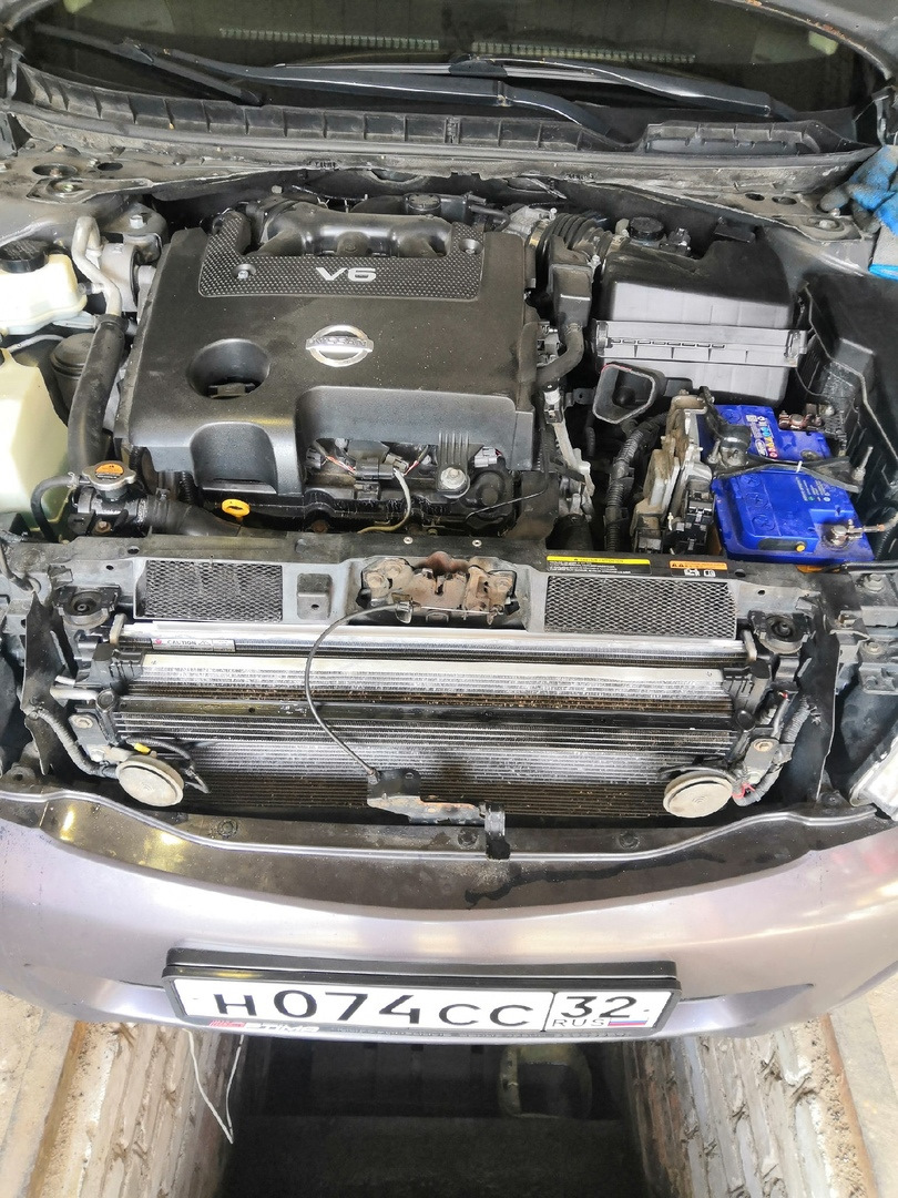 Замена Радиатора охлаждения — Nissan Teana (J32), 2,5 л, 2009 года ...