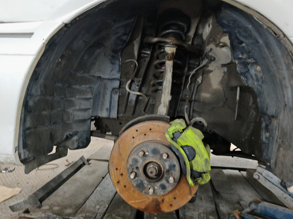 Шумоизоляция подкрылков — Toyota Crown (S170), 2,5 л, 1999 года ...