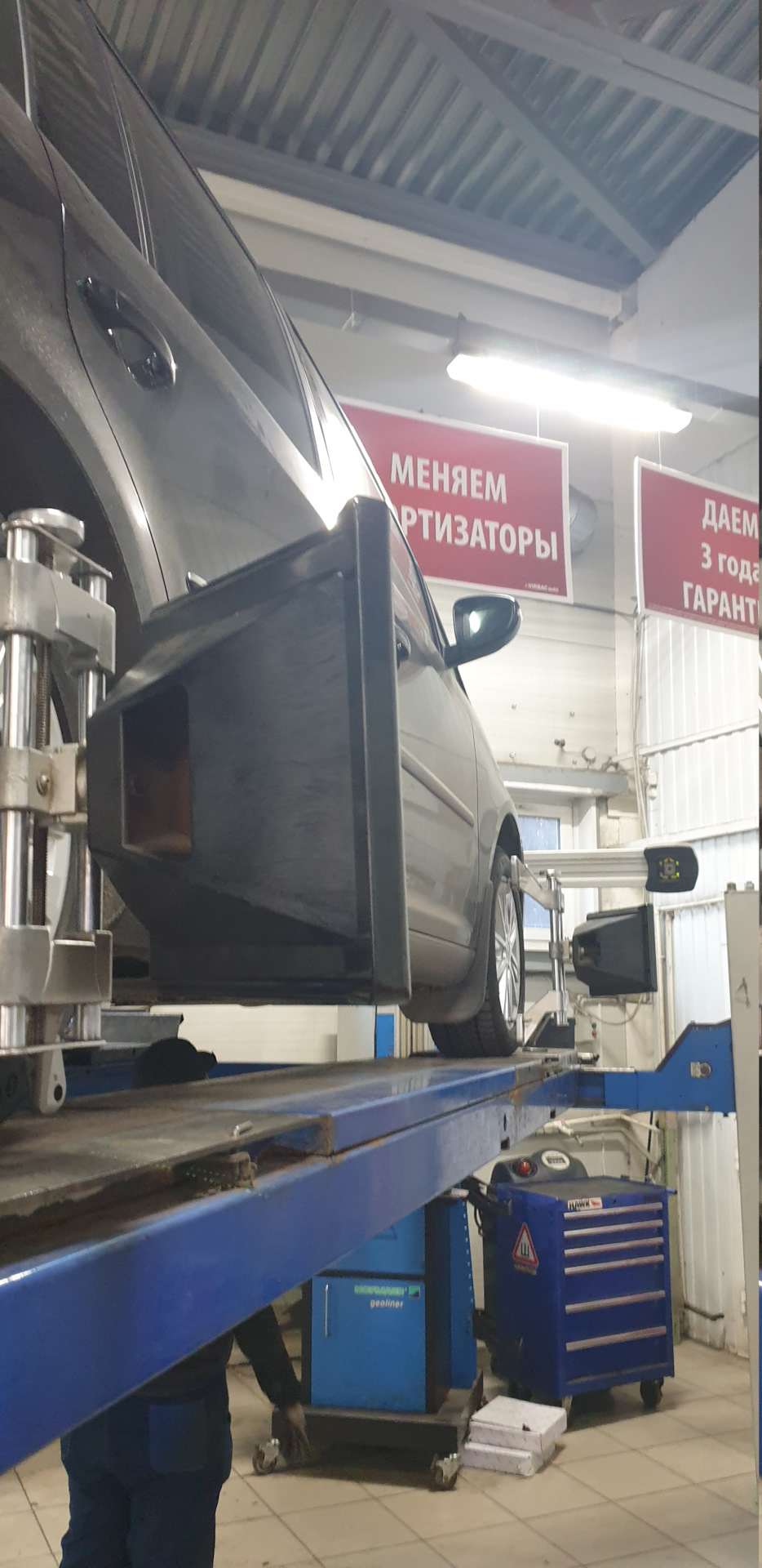 Пит-стоп по замене шин. Регулировка схода-развала. — Volkswagen Touran ...