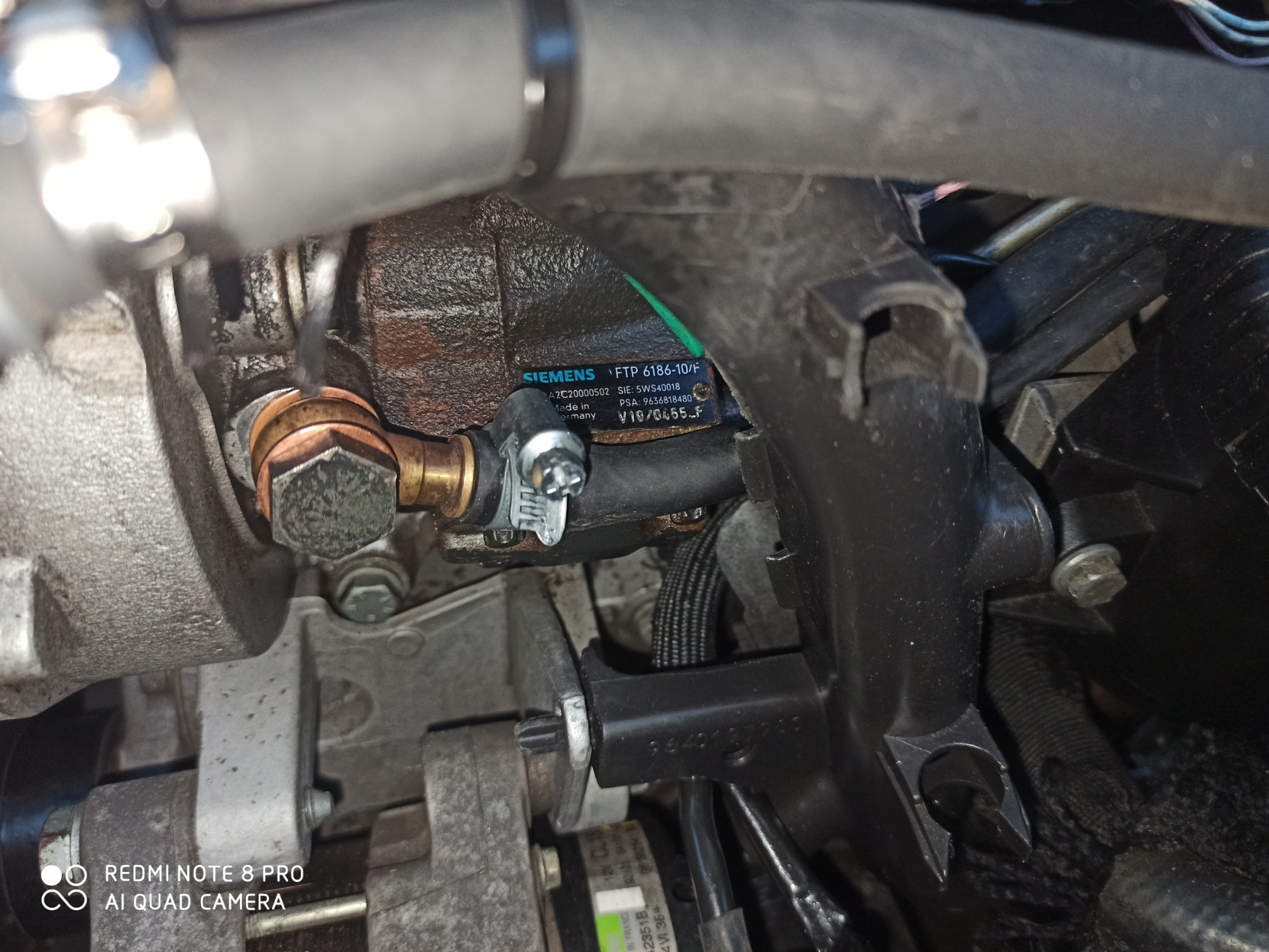 Проверка форсунок на слив в обратку Пежо 307 — Peugeot 307, 2 л, 2002 ...