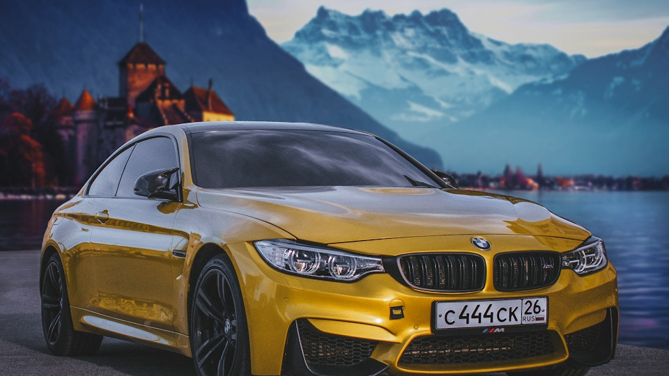 BMW m4 Золотая