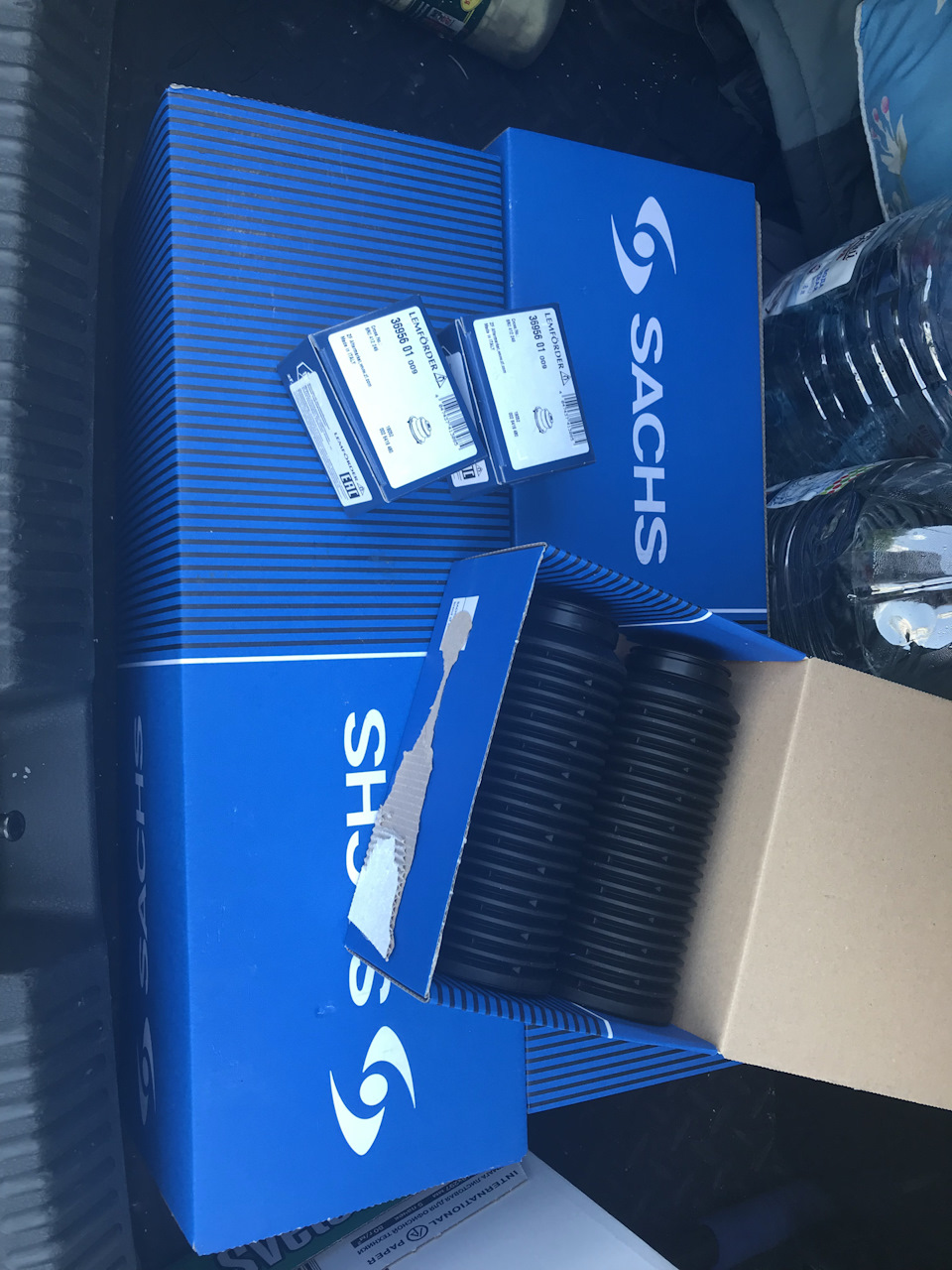 Стука.нет))) — Volkswagen Polo Sedan, 1,6 л, 2015 года | визит на ...