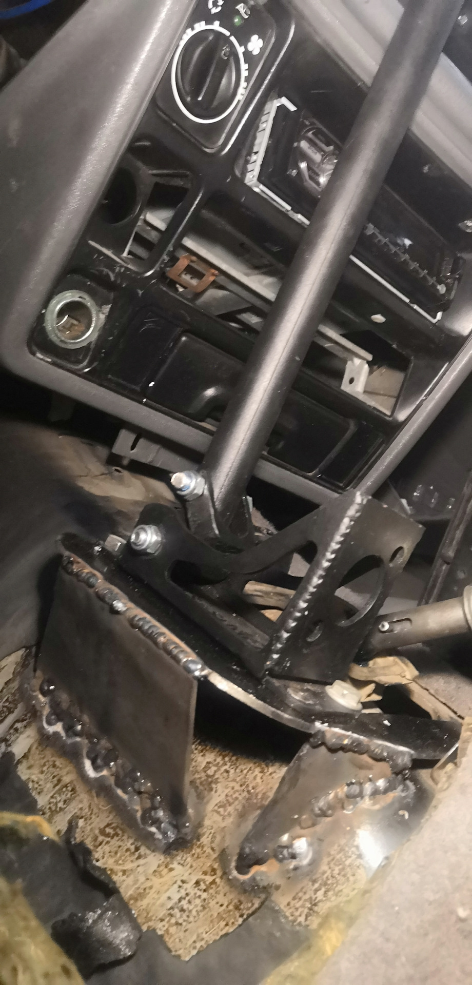 Установка гидро ручника — Ford Sierra, 2,9 л, 1998 года | тюнинг | DRIVE2