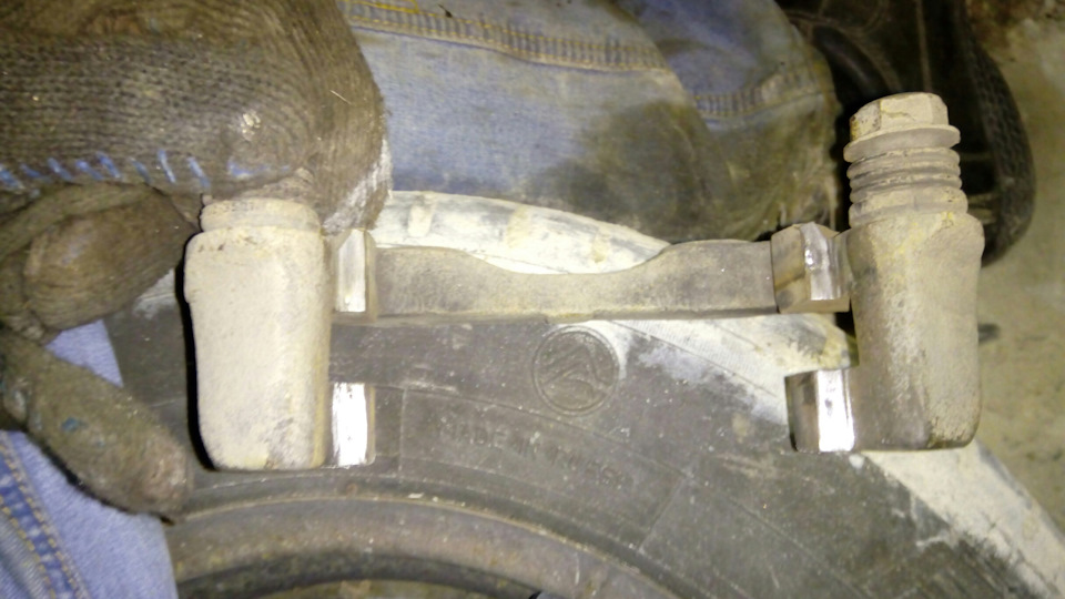 Биение в руль на скорости или за тормозами нужно то же следить. — Lada ...