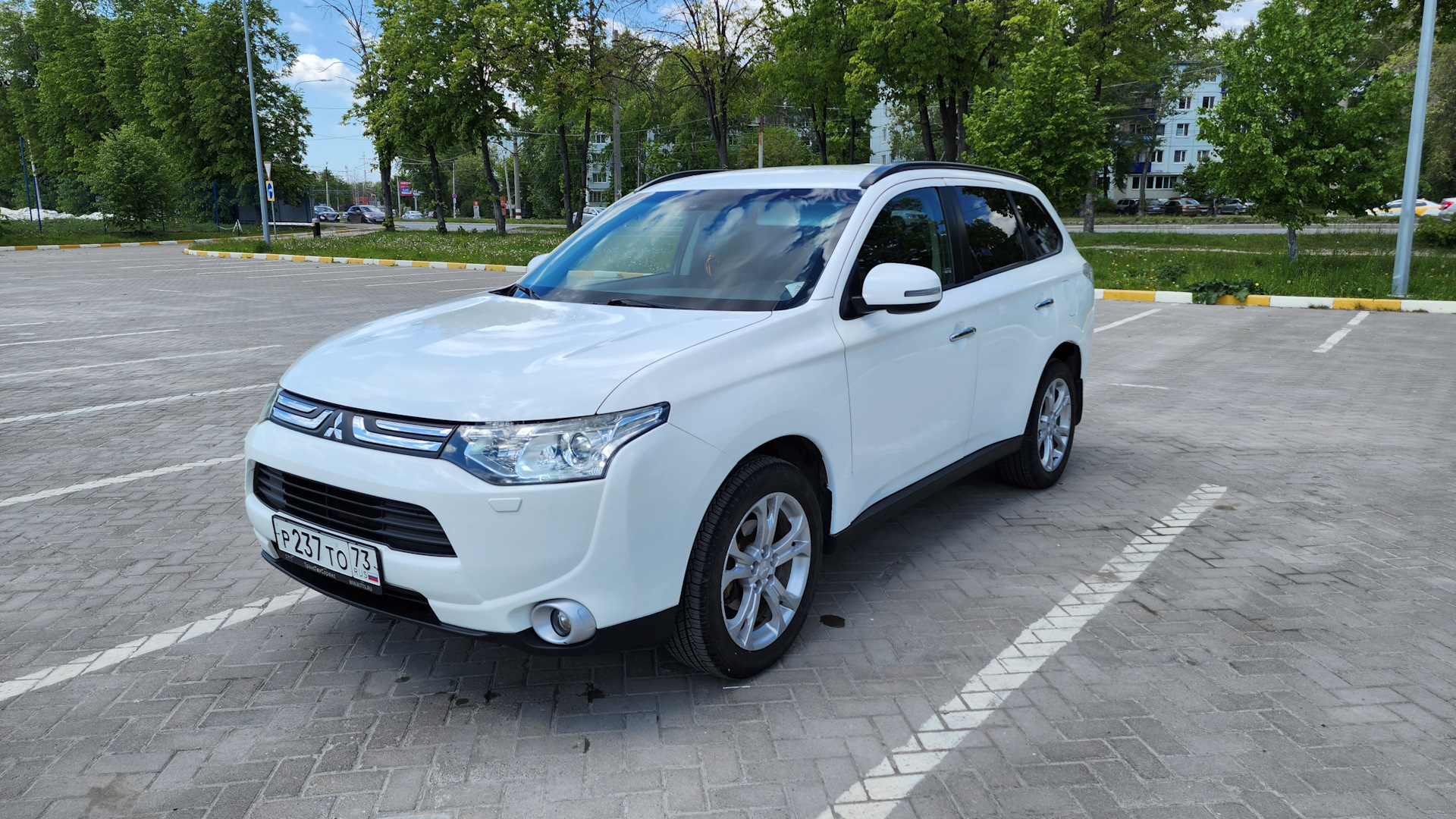 Mitsubishi Outlander (3G) 2.4 бензиновый 2012 | БЕЛЯШ на DRIVE2