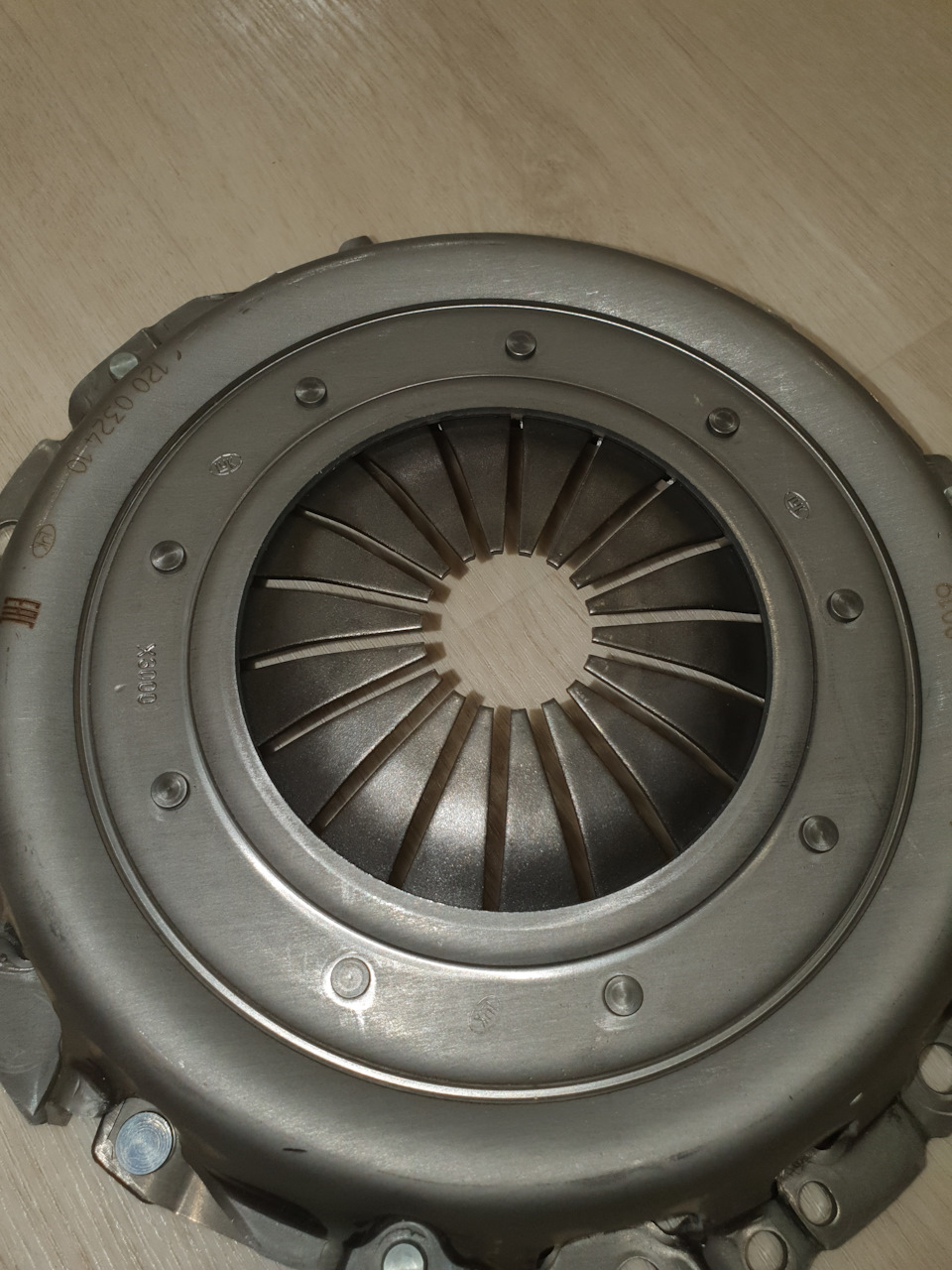 Комплект сцепления LUK 620331900 (гранта) веста — Lada Vesta (1G), 1,6 ...
