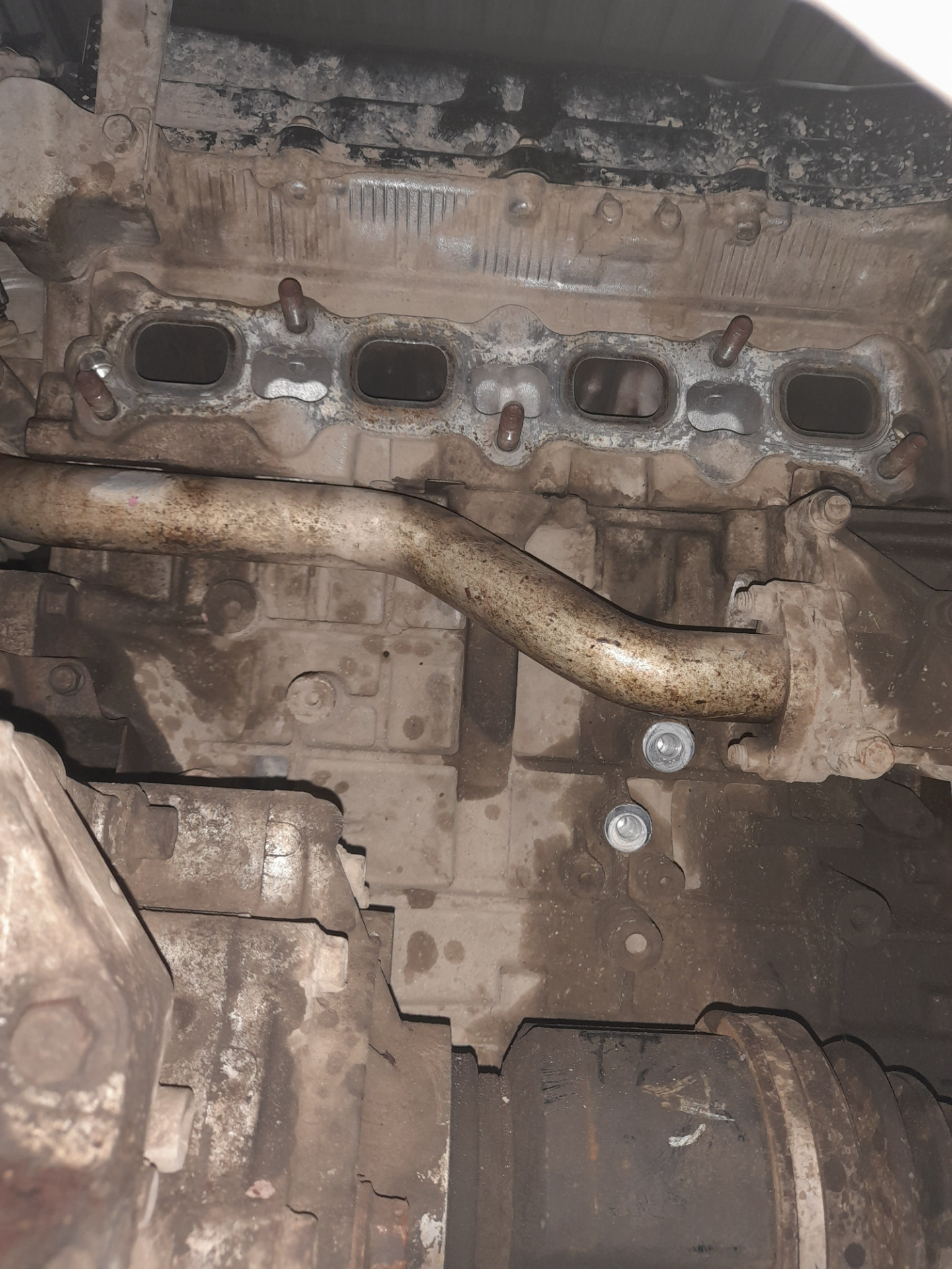 Замена выхлопного коллектора. — Citroen C-Crosser, 2,4 л, 2008 года ...