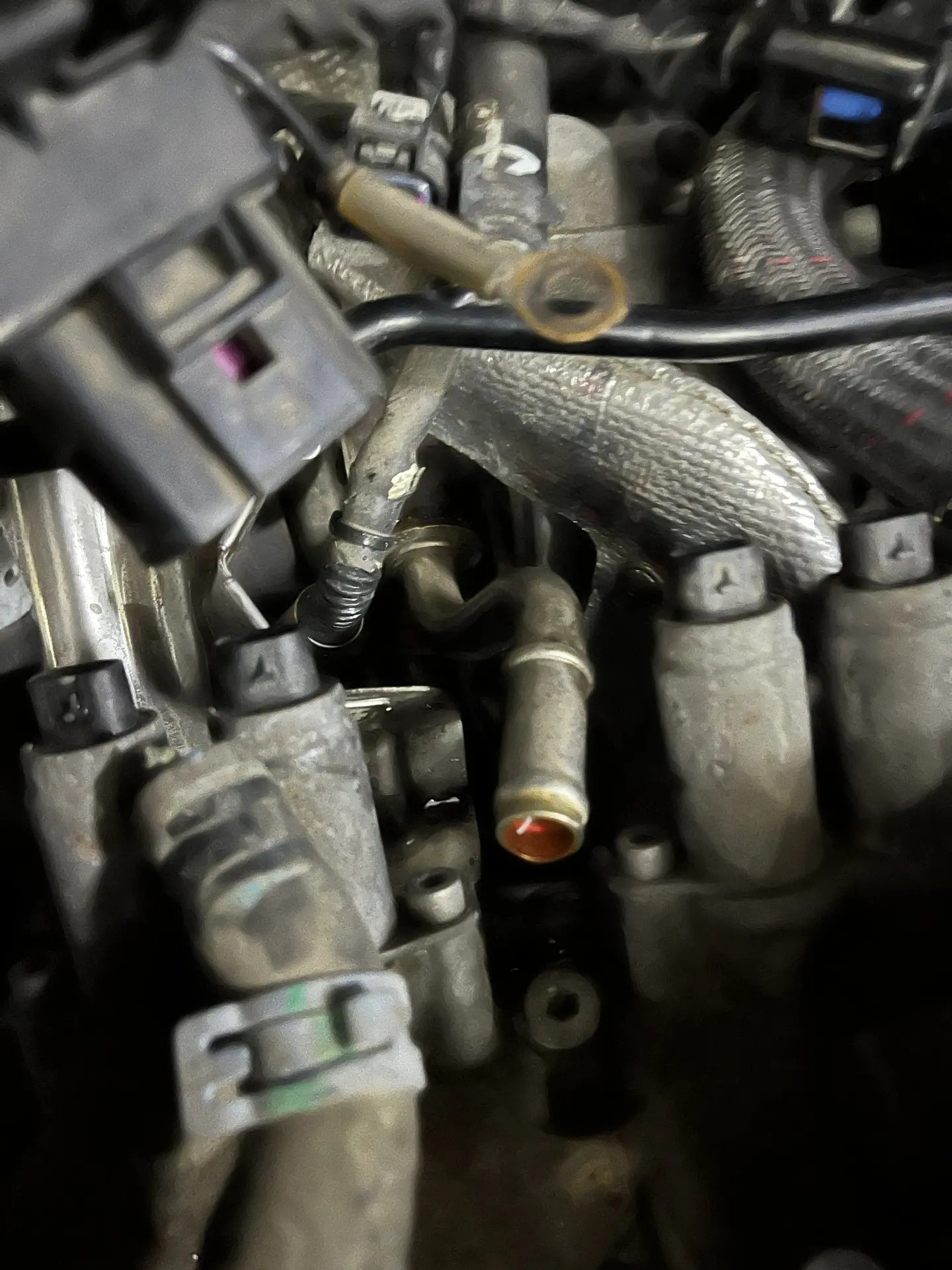 Сервис 14: Замена крышки бачка ОЖ. Замена прокладки трубки ОЖ на ...