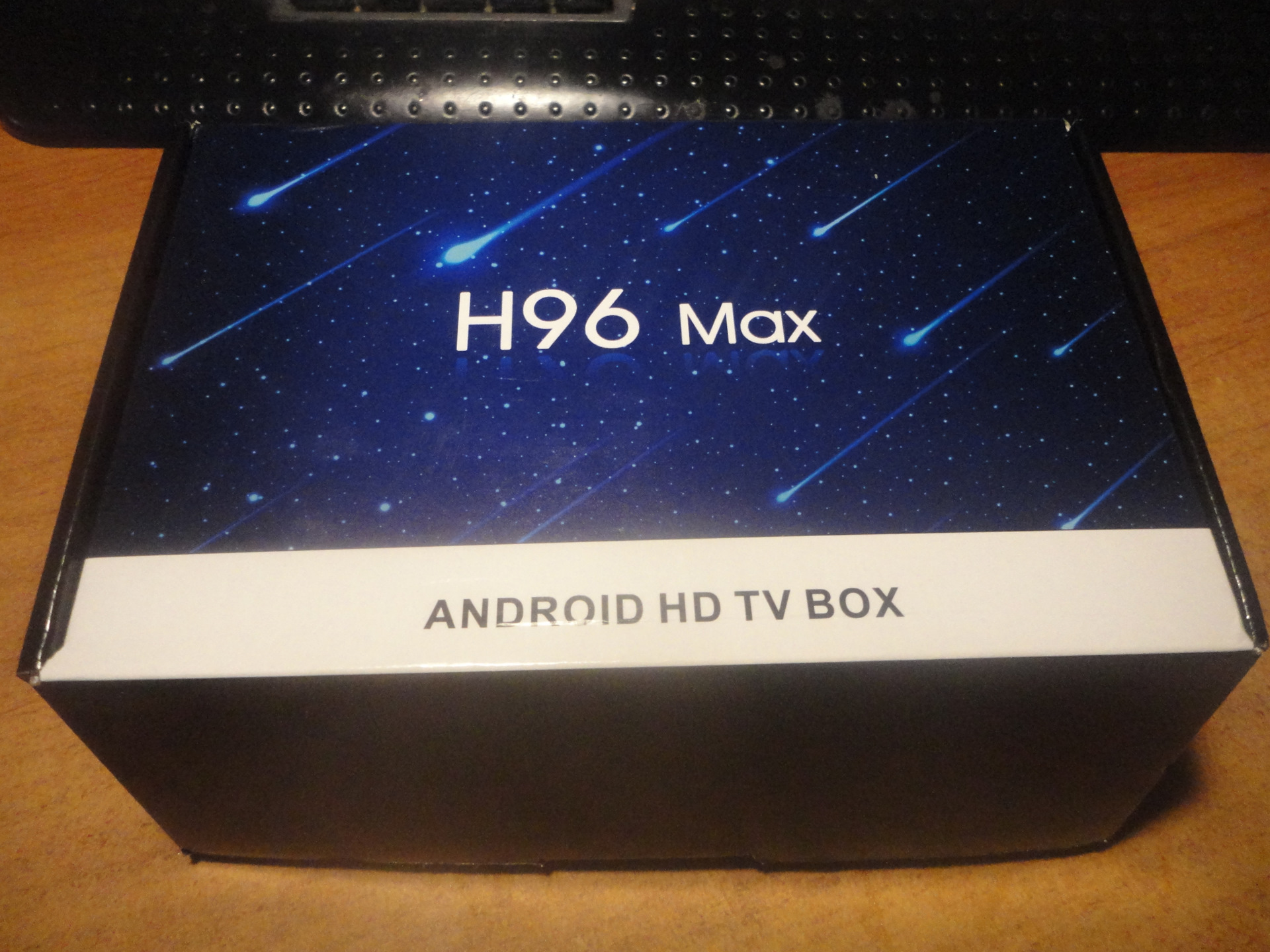 Smart box h96. H96 Max Smart TV Box rk3318. H96 h96 Max 4/32 GB. H96max 3318 TV Box. H96 Max Smart TV Box rk3318 синяя плата.