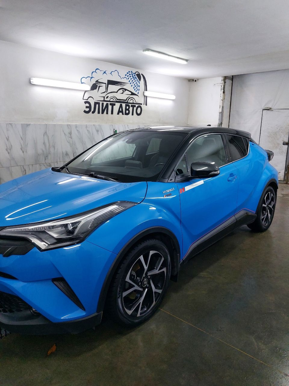 Нанёс воск на зиму — Toyota C-HR, 1,8 л, 2018 года | мойка | DRIVE2