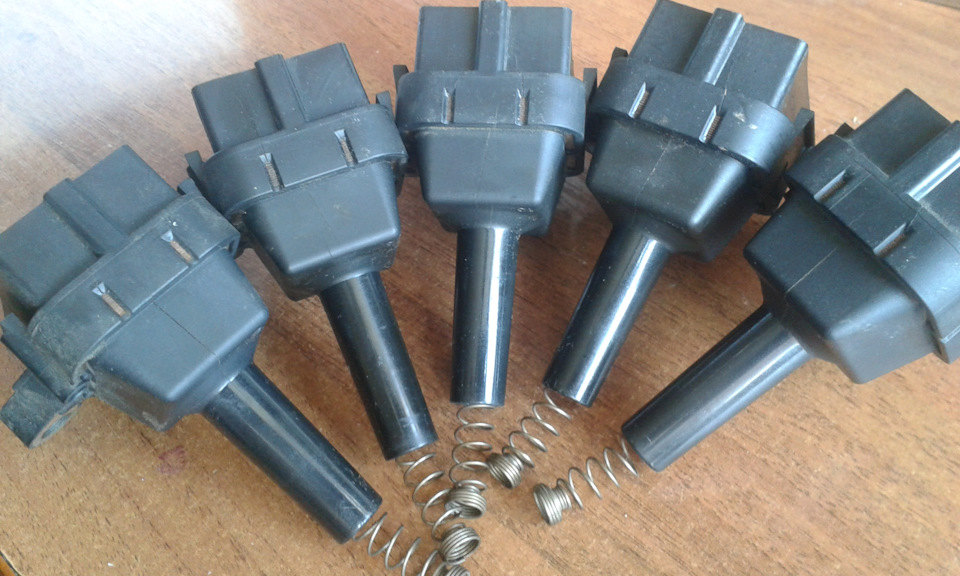 TRY SLOW DOWN OR SHIFT UP N-38 — Volvo S80 (1G), 2,4 л, 2002