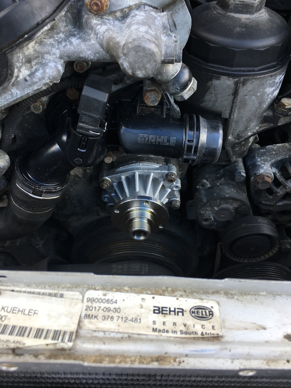 Фото в бортжурнале BMW 5 series (E39). Запчасти на фото: 8MK376712481