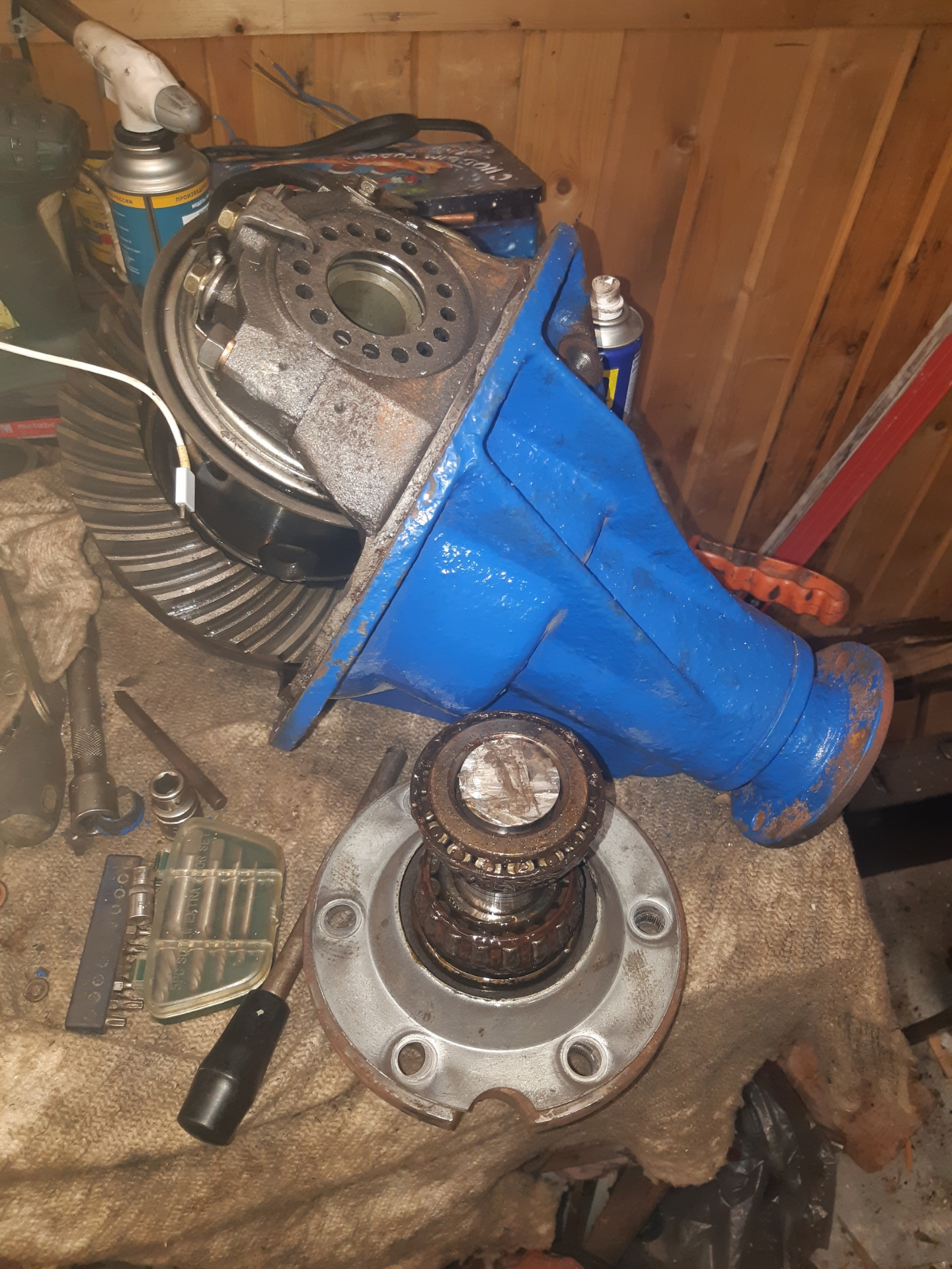 Замена пыльников тормозных дисков — Mitsubishi Pajero (2G), 3 л, 1993 ...