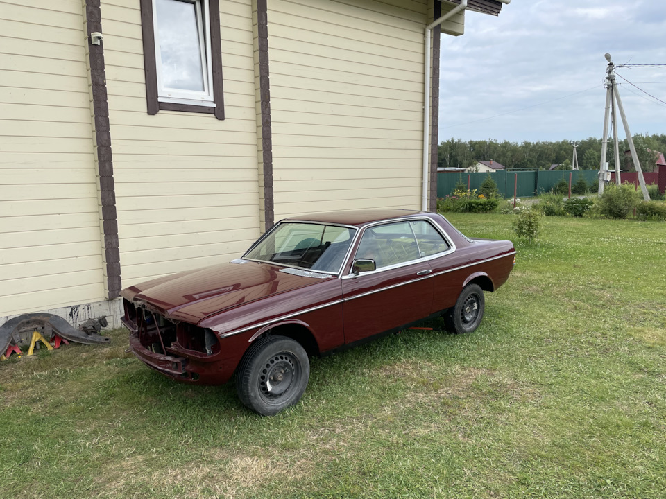 Фото в бортжурнале Mercedes-Benz W123