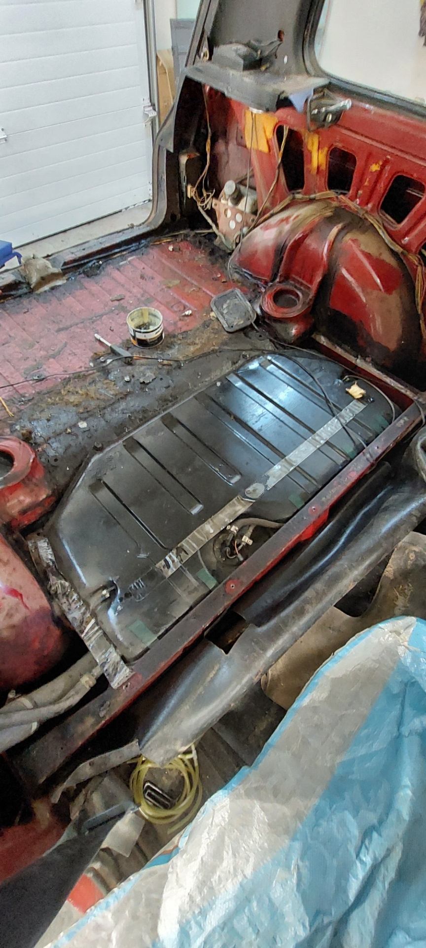 Промывка бензобака — Lada 4x4 3D, 1,7 л, 1994 года | своими руками | DRIVE2