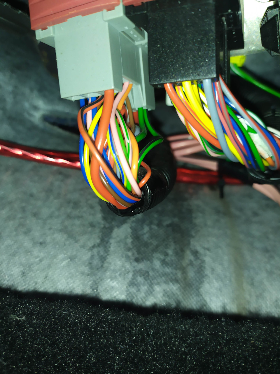 вода под ковриком — Lada Калина 2 хэтчбек, 1,6 л, 2018 года | поломка ...