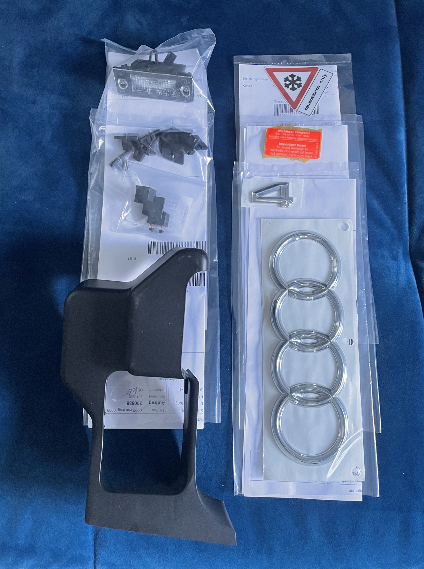 32 — Новьё из Германии — Audi A4 (B5), 2,8 л, 1999 года аксессуары