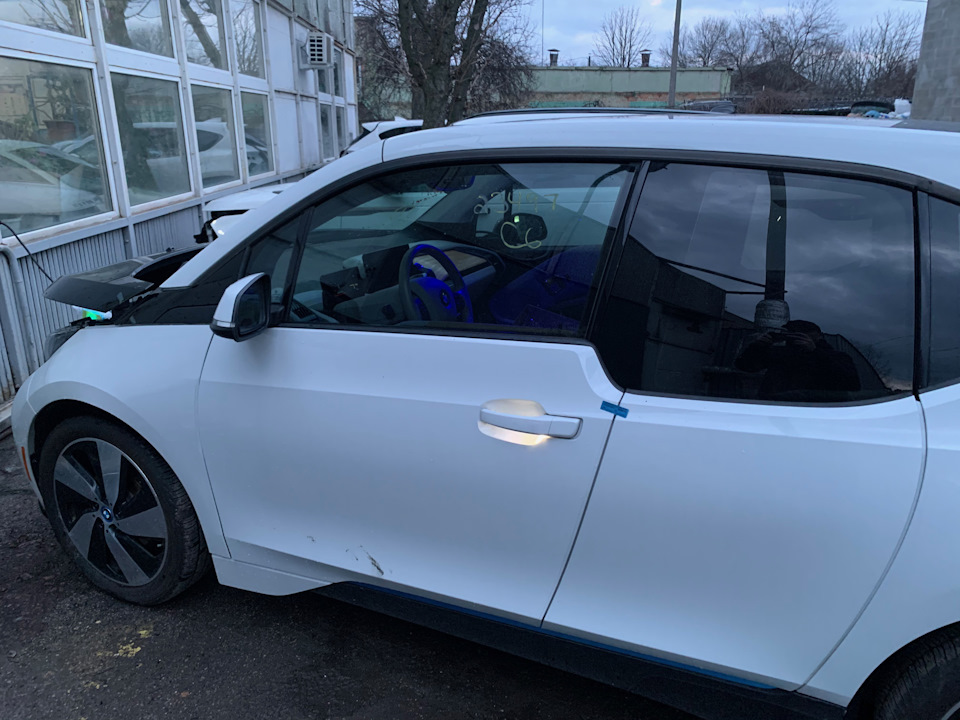 Фото в бортжурнале BMW i3