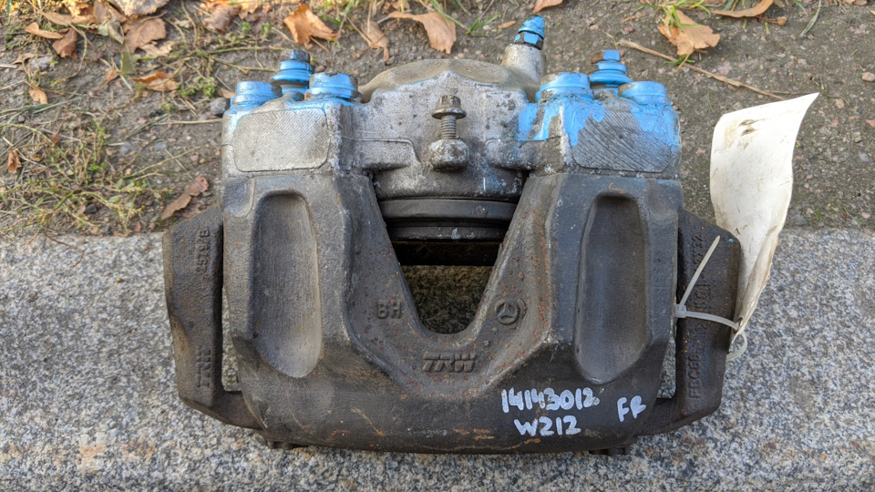 Фото в бортжурнале Mercedes-Benz C-class (W204)