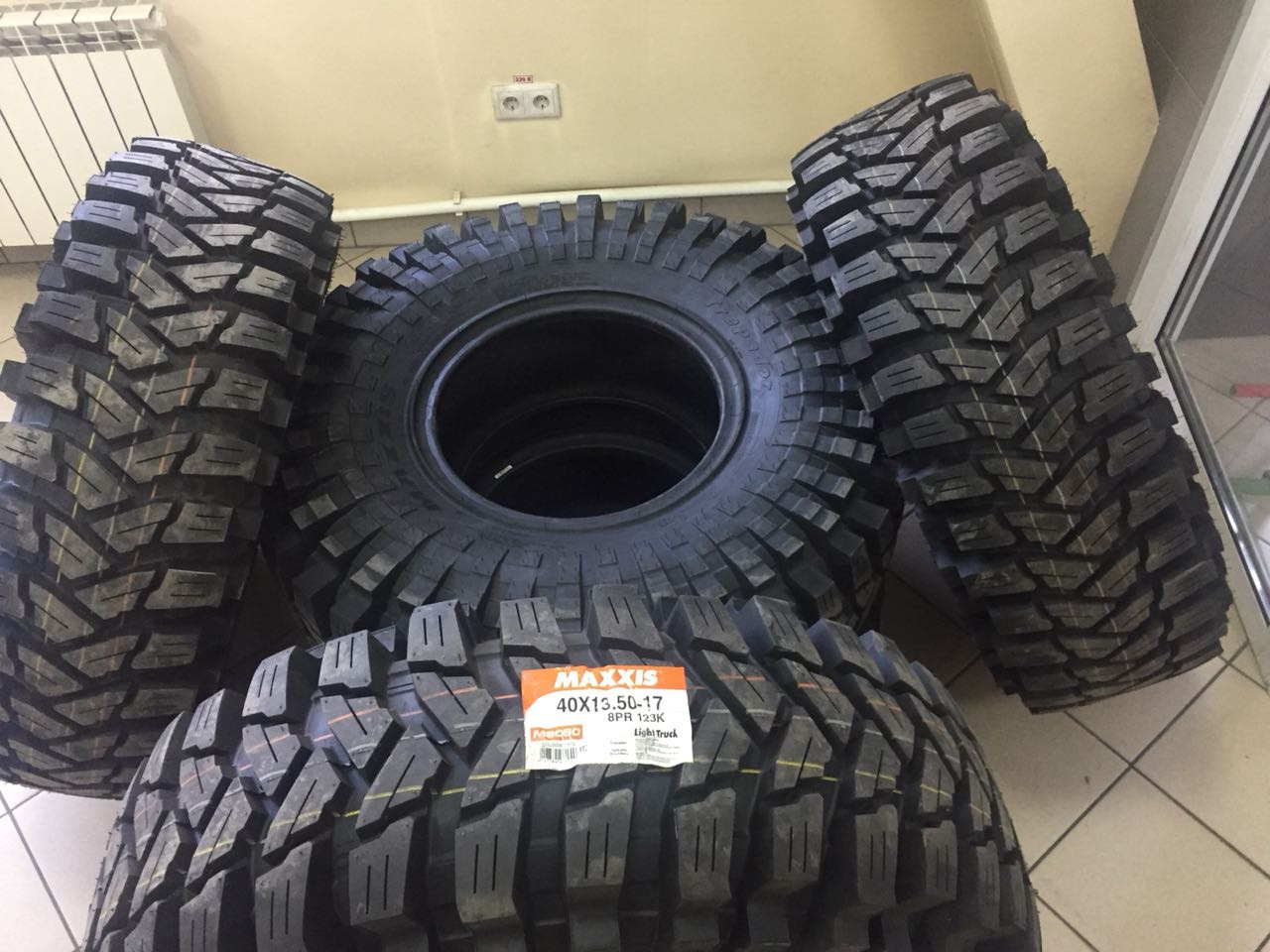 Maxxis m8060. Maxxis trepador radial. Maxxis m-8060 trepador 31x10. 35x13,50-16 maxxis m8080 121k. 5х15.