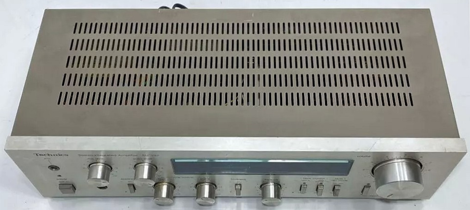 10 1981-82 Technics SU-V44, SU-V22, SU-V11, SU-Z22, SU-Z11 10 1981-82 Technics SU-V44, SU-V22, SU-V11, SU-Z22, SU-Z11