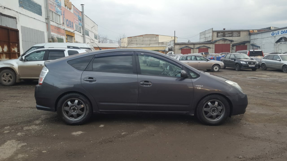 Вид с проставкой в 20мм — Toyota Prius (20)