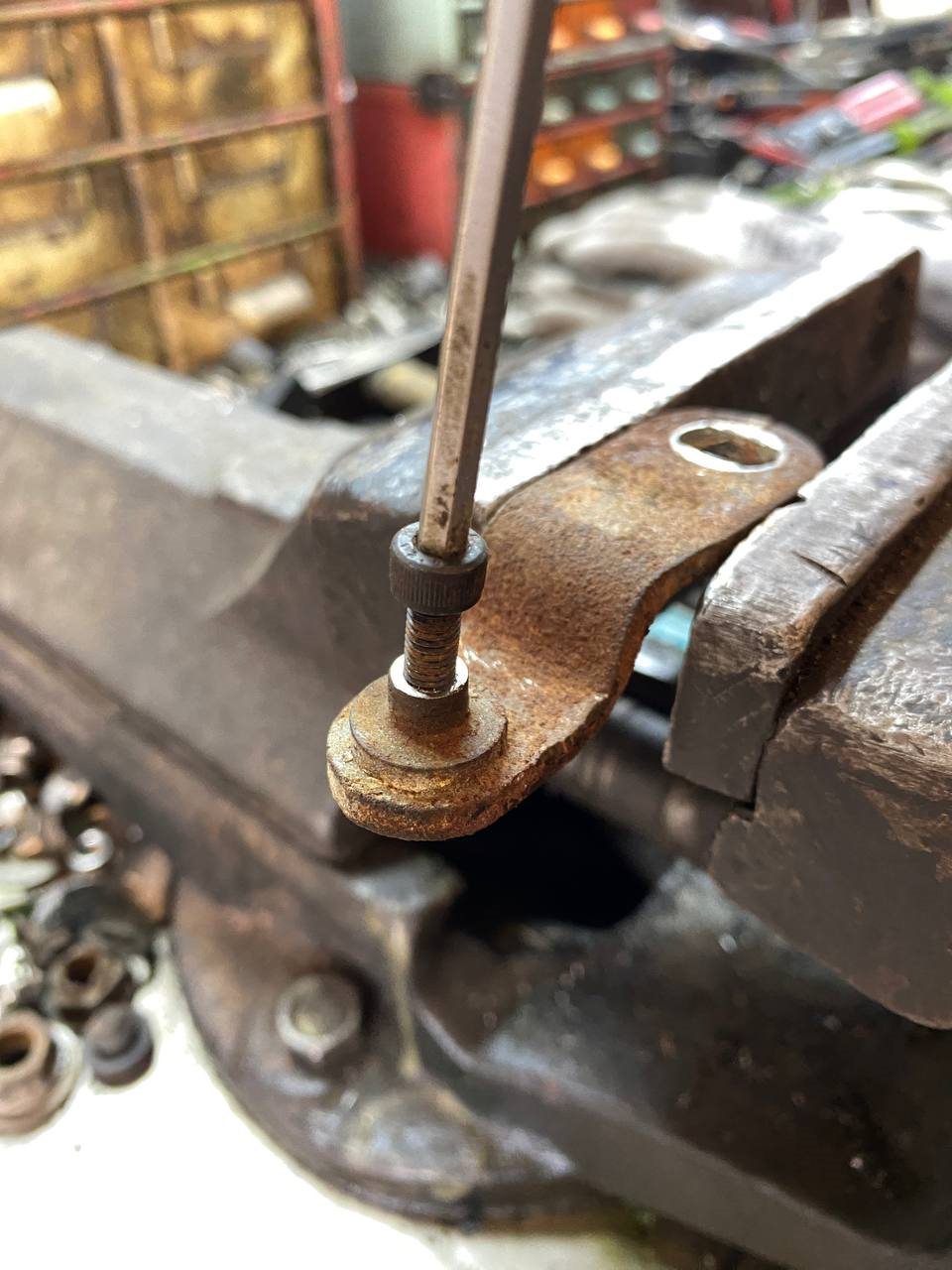 Фото в бортжурнале Ford Escape (3G)