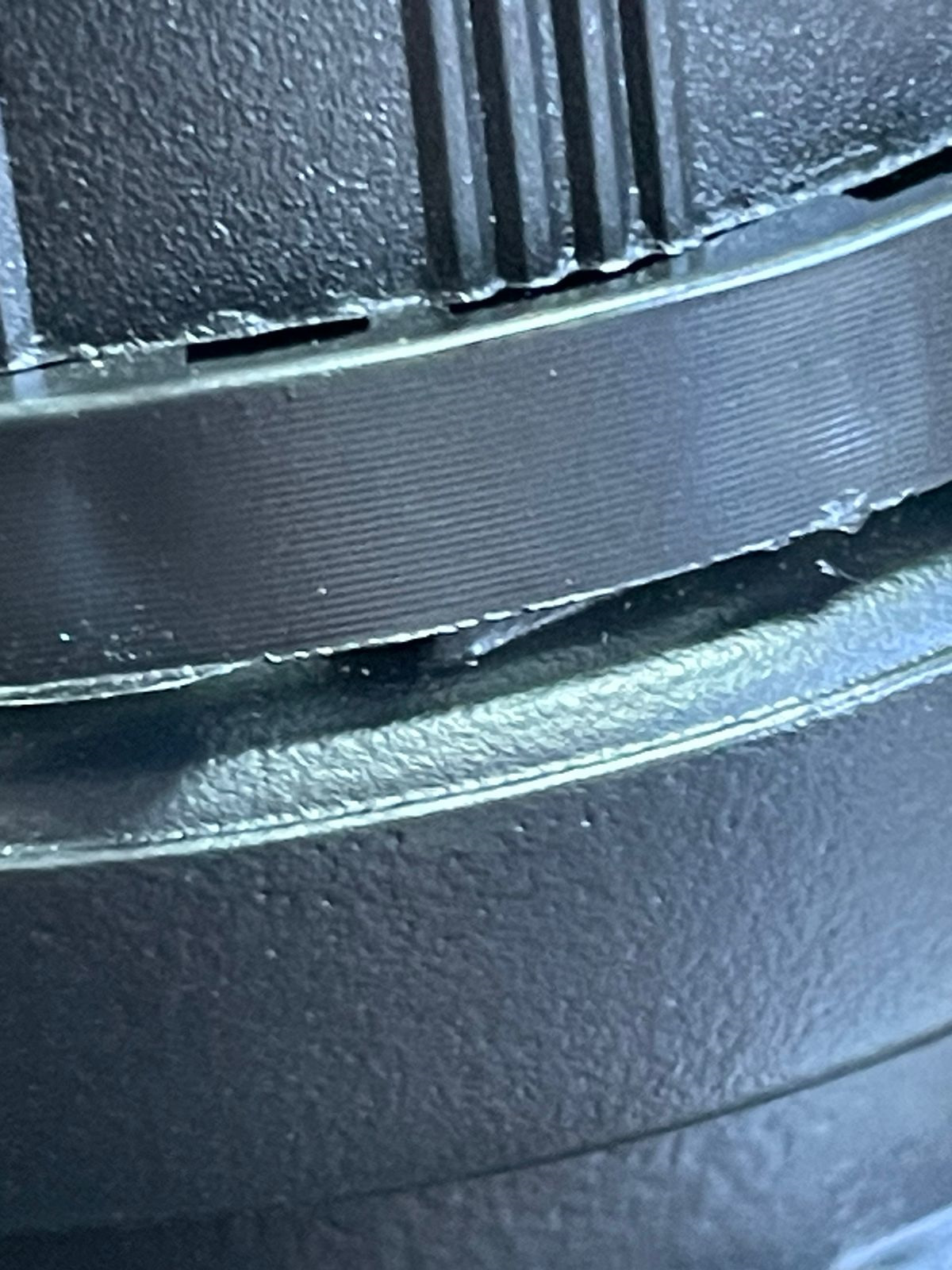 Подделка моторного масла Mitsubishi mz321036 — Volkswagen Polo Sedan, 1 ...