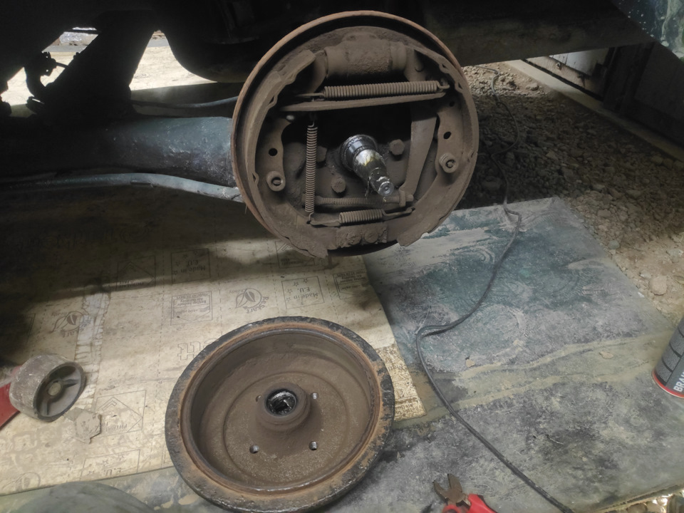 Фото в бортжурнале Audi 80 (B4)